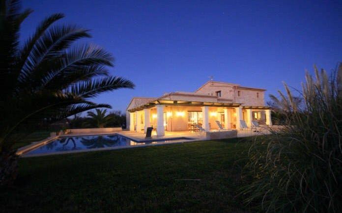 Mallis. Denna rustika villa i Campos på södra Mallorca, har ett utgångspris på 1 350 000 euro.