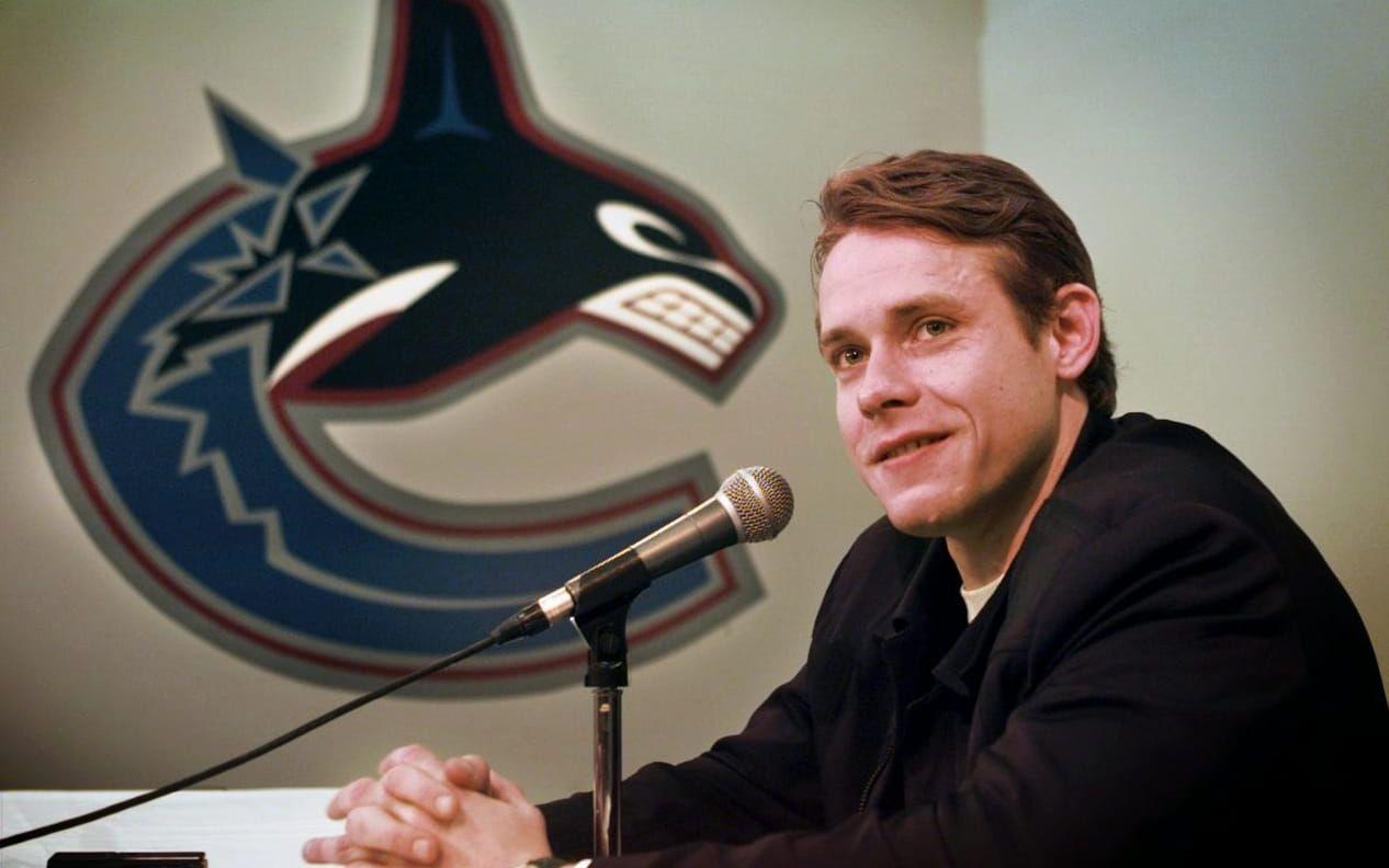 94-95. Pavel Bure i Vancouver Canucks drog in 23.3 miljoner kronor.