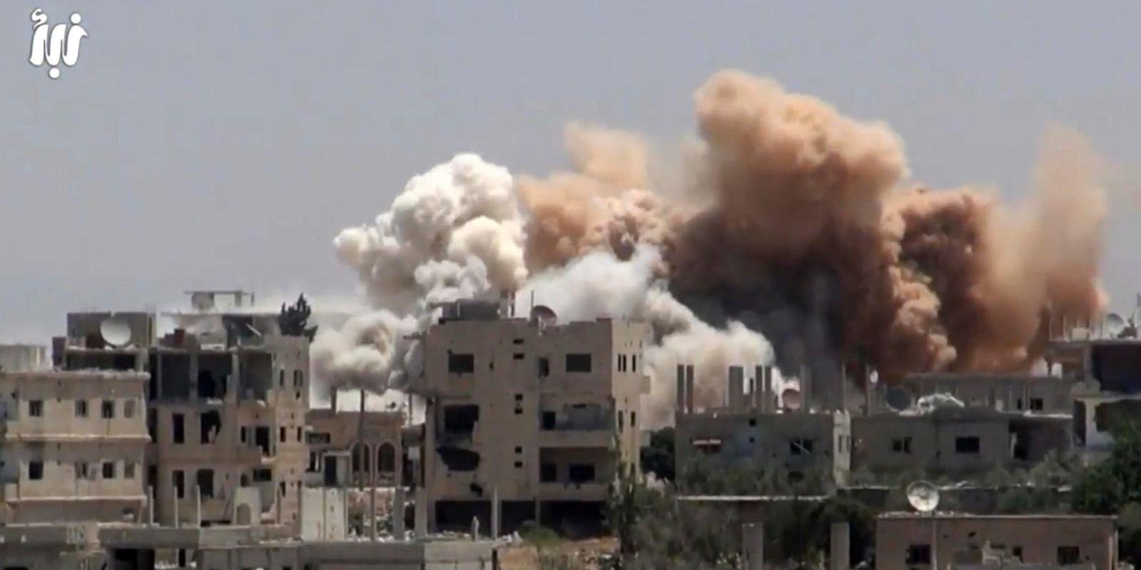 Israeliskt stridsflyg har attackerat områden nära Syriens huvudstad Damaskus, enligt SOHR. Arkivbild.