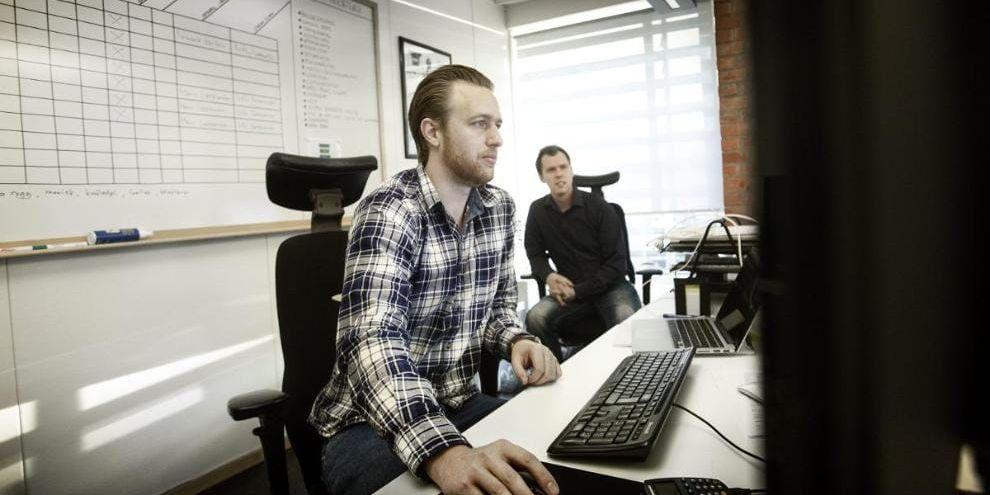I animationstagen. Joel Stenholm och Erik Kylén på kontoret på Innovatum. Bild: Joachim Nywall