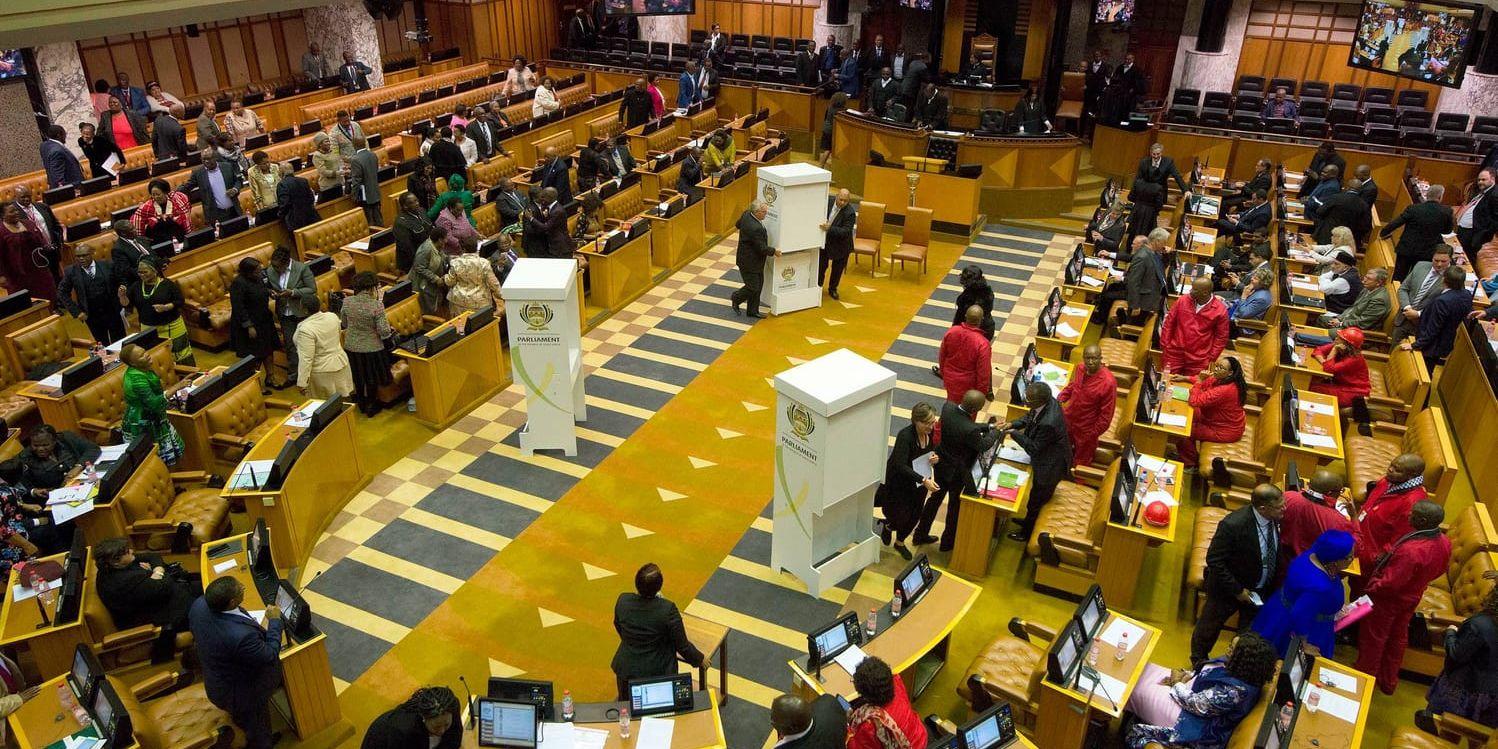Parlamentsledamöterna i Sydafrika röstar om president Jacob Zumas framtid.