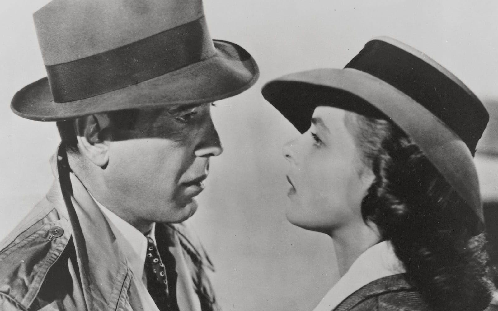 ”We’ll always have Paris.” - Rick (Humphrey Bogart) till Ilsa (Ingrid Bergman) i ”Casablanca” från 1942. Repliken rankas som nummer 16 på <a href="http://http://www.hollywoodreporter.com/lists/best-movie-quotes-hollywoods-top-867142" target="_blank">Hollywood Reporters</a> lista över tidernas 100 bästa filmcitat. Foto: Stella Pictures