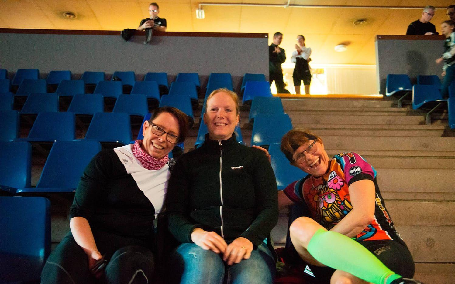 Ann-Christine Andersson, Jessica Johansson och Anna-Lena Öhman tävlade för Arjuvedda Collection.