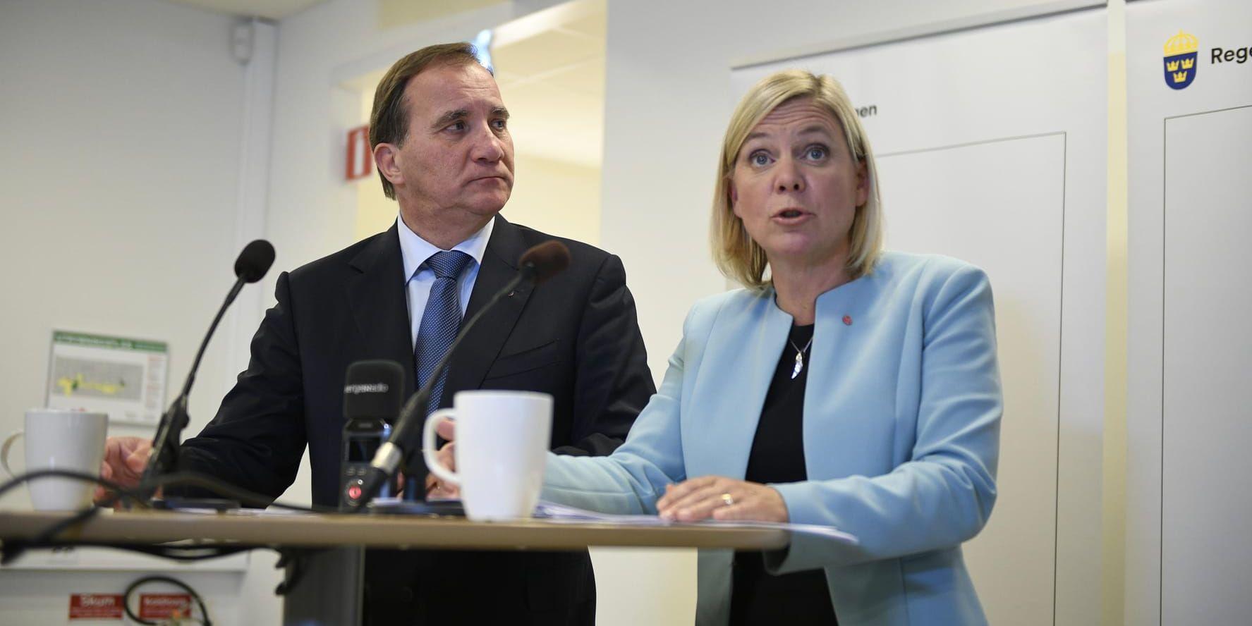 Statsminister Stefan Löfven (S) och finansminister Magdalena Andersson (S) håller pressträff i Liljeholmen i södra Stockholm.