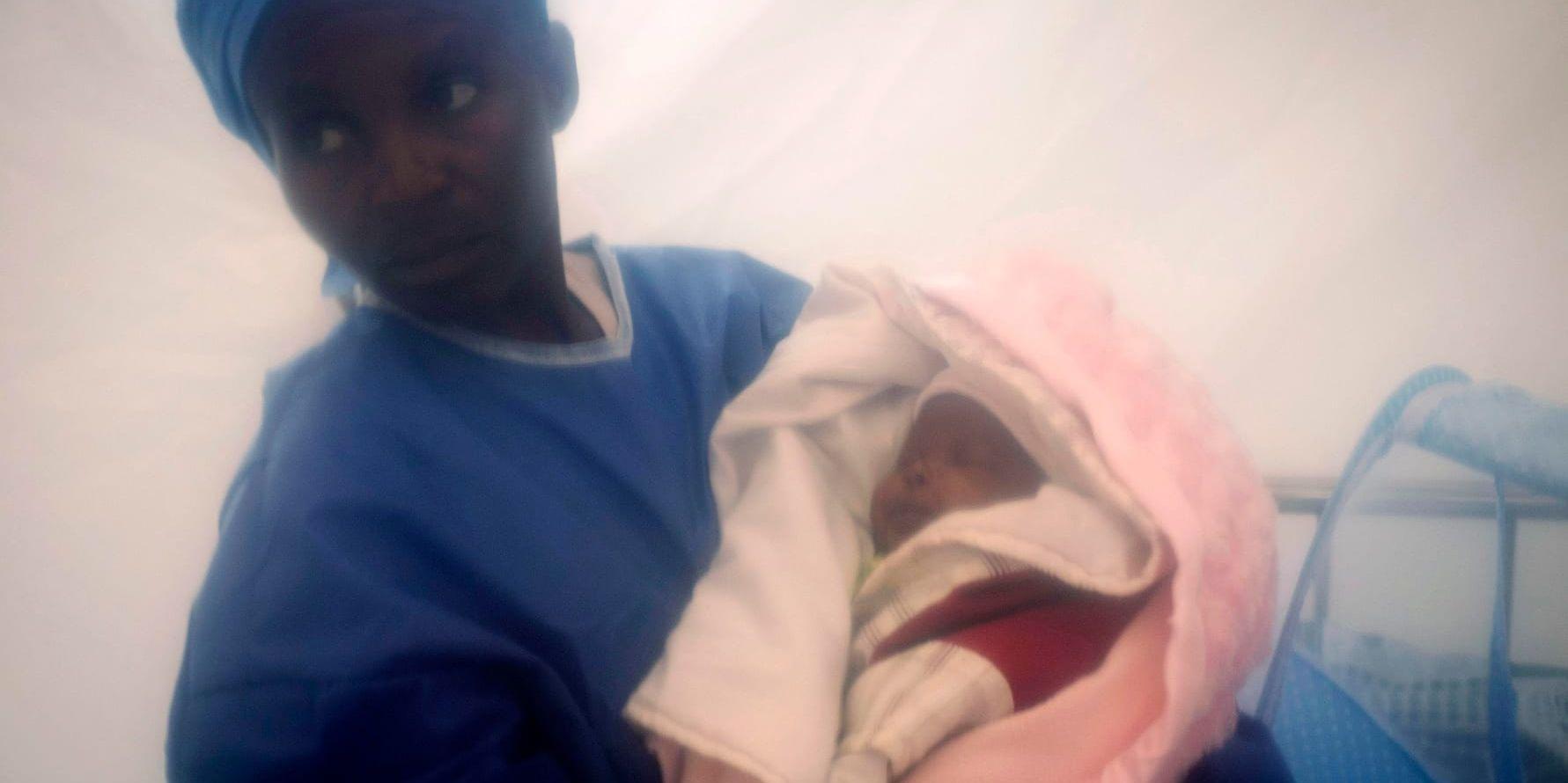 Bebisen Benedicte har överlevt ebola och kallas "miraklet i Beni". Arkivbild.