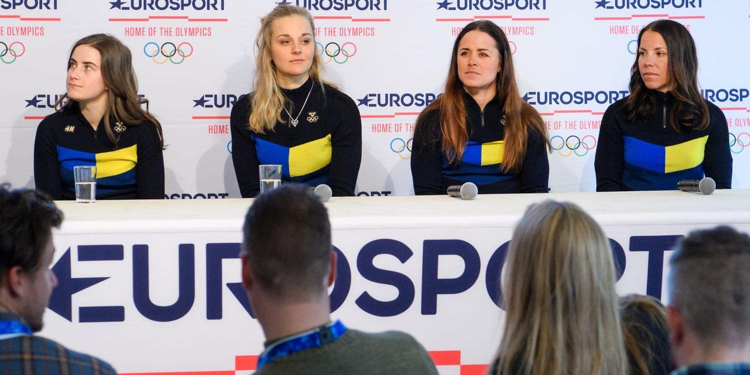 Ebba Andersson, Stina Nilsson, Anna Haag och Charlotte Kalla representerar Sverige i damernas längdskidstafett över 4x5 km