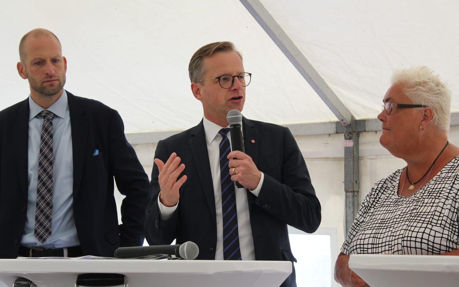 Kommunalråd Marie Dahlin (S), närings- och innovationsminister Mikael Damberg (S), och Martin Wänblom, vd på Innovatum.