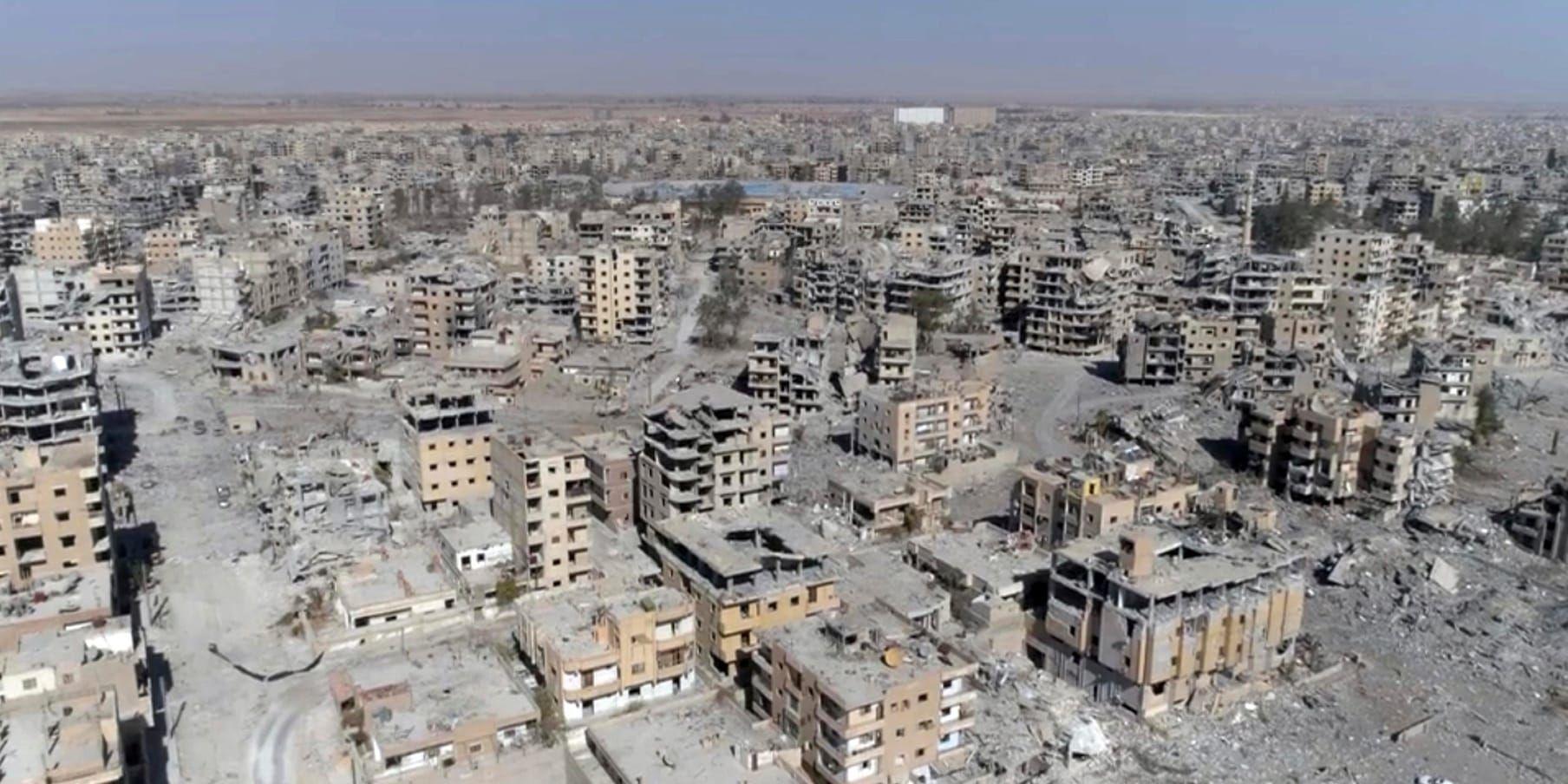 I september varnade FN för att 80 procent av al-Raqqa skulle kunna vara obeboeligt efter de hårda striderna om staden. Infrastrukturen är i princip obefintlig.