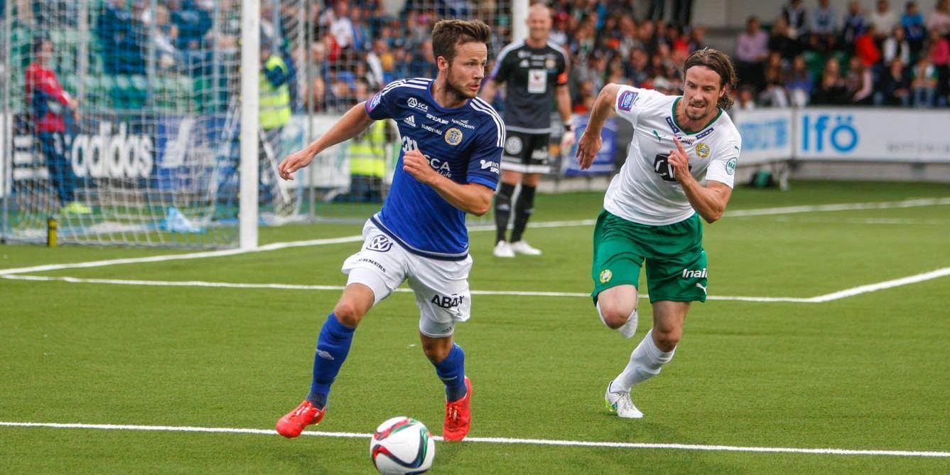 Robert Lundström (till vänster) under tiden i Sundsvall. Hädanefter ska 28-åringen spela i AIK.