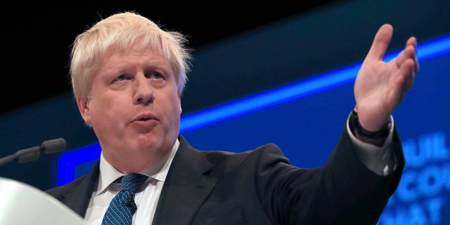 Storbritanniens utrikesminister Boris Johnson vill ha en "tiger i tanken". Arkivbild.