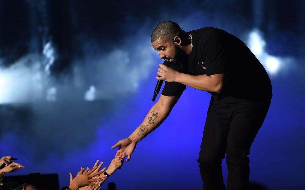 69. Musikern Drake: 38.5 miljoner amerikanska dollar. Albumet Views blev en succé. Dessutom har han reklamavtal med bland annat Nike och Apple. Foto: TT.