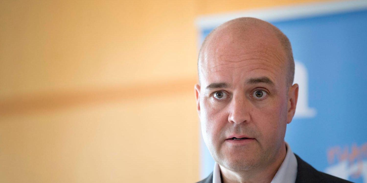 S har lämnat in ytterligare en anmälan mot den tidigare borgerliga regeringen under Fredrik Reinfeldt till KU. Arkivbild.