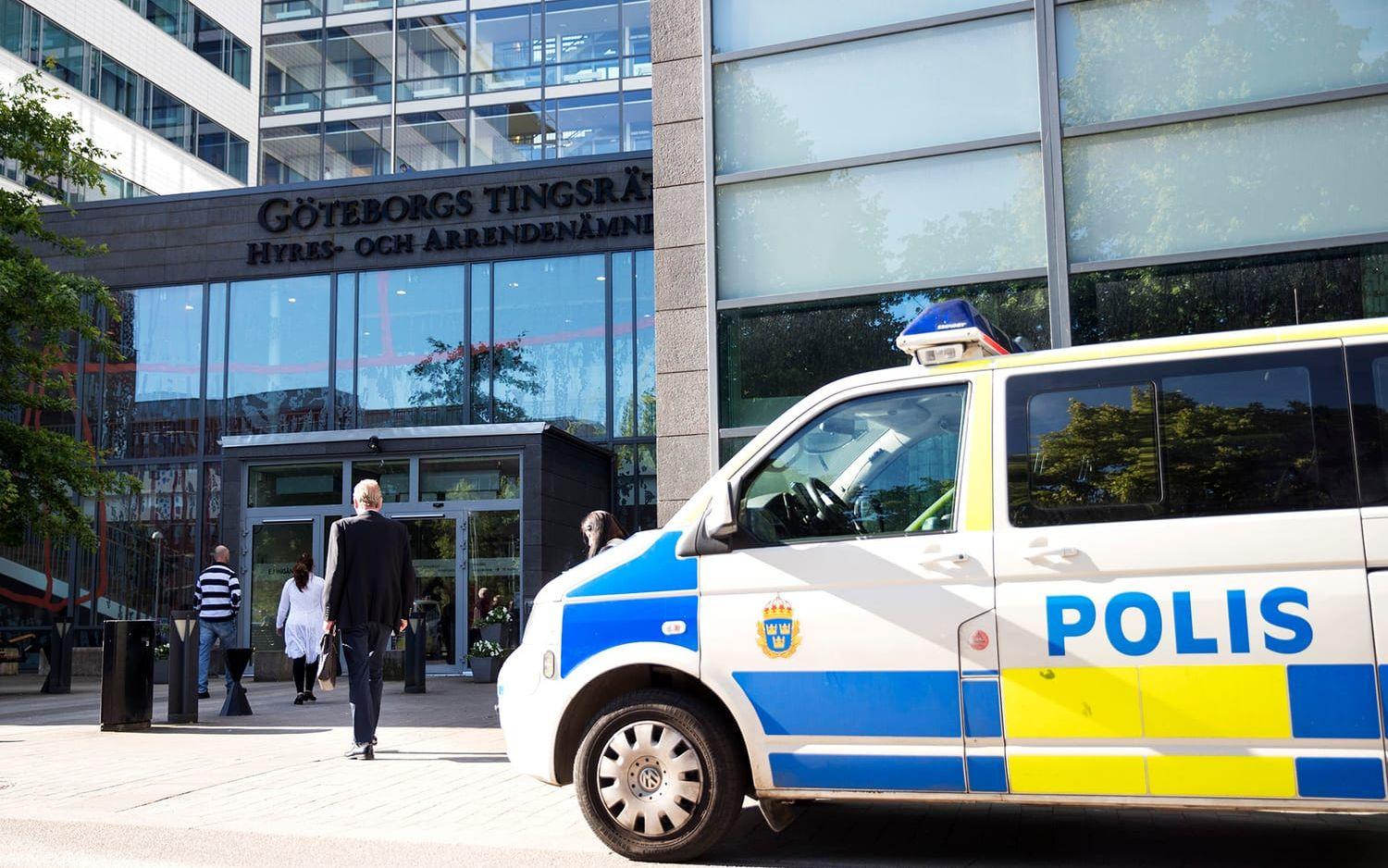Tre personer misstänks för inblandning i bombdåden som under vintern skakat Göteborg. Bild:Anders Ylander
