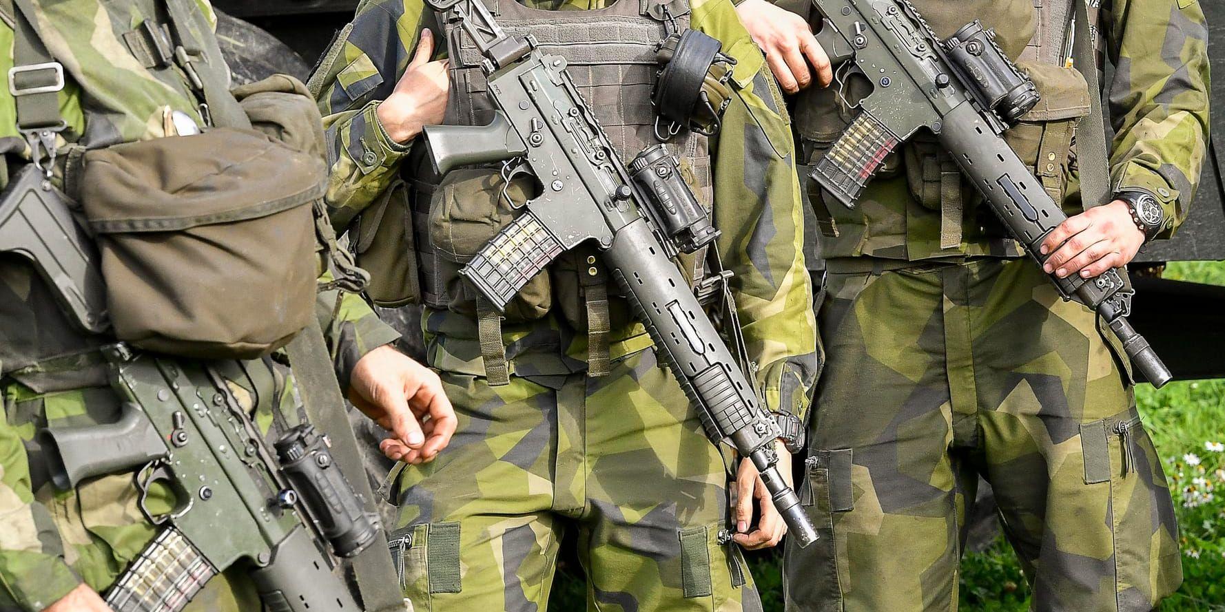 20 moderater föreslår i en riksdagsmotion att militär ska kunna sättas in i Stockholms förorter. Arkivbild.