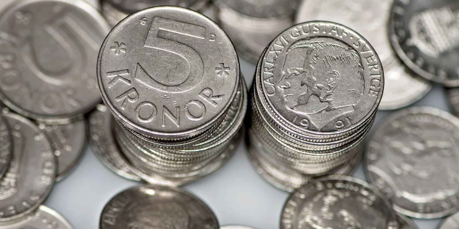 Snart ogiltiga. Från den 1 juli är flera gamla mynt och sedlar ogiltiga i handeln.