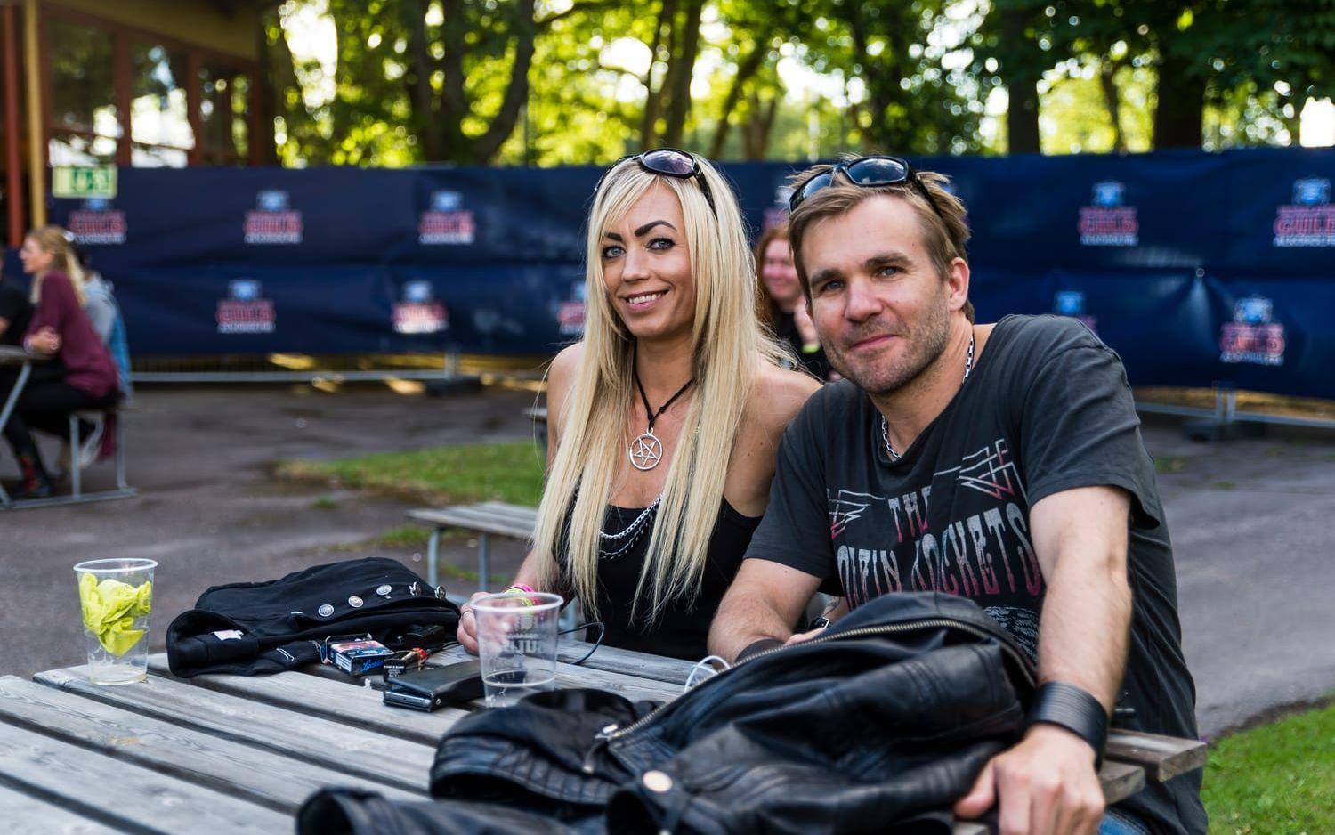 Helena Björnberg och Magnus Bengtsson träffades på Sweden Rock festival och var nyligen på Guns'n'Roses tillsammans.