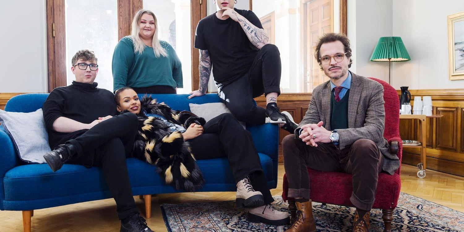 I SVT:s nya satsning "Mitt perfekta liv" möter videobloggarna Joakim Kvist, Sabina Decireé, Felicia Bergström och Jimmie Star psykoterapeuten Poul Perris i gruppsamtal om karriärens baksida.