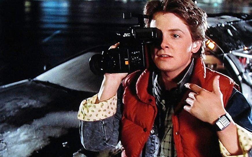 Marty McFly i "Tillbaka till framtiden" från 1985 bär en digitalklocka som snabbt hamnade på kidsens önskelisor.