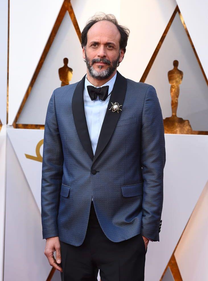 Luca Guadagnino anländer till Oscarsgalan. 