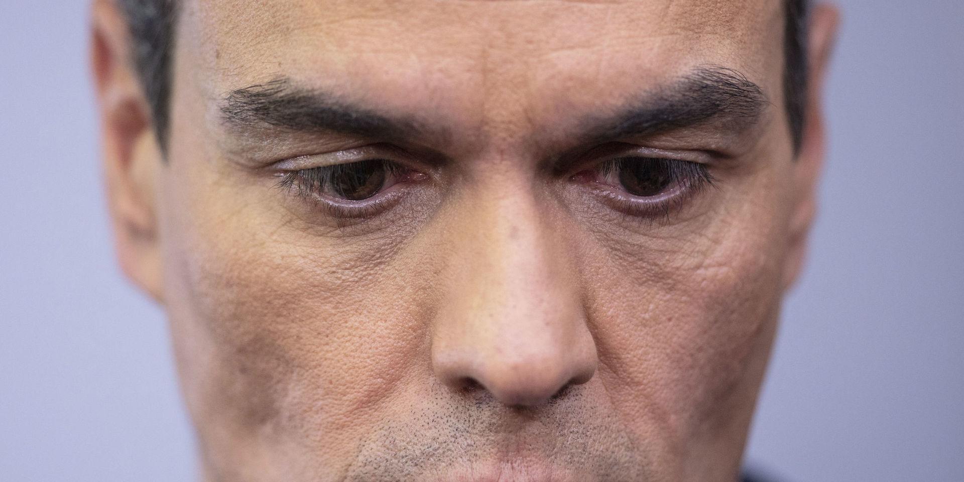 Spaniens premiärminister Pedro Sánchez berättar att tio dagars landssorg inleds nästa vecka. Arkivbild.