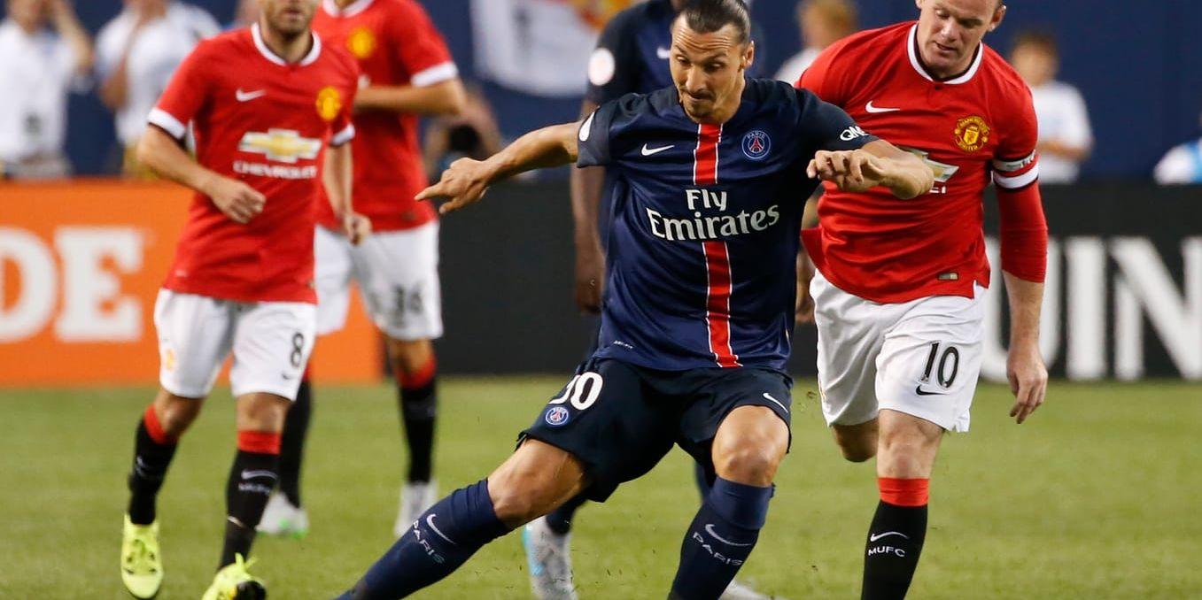 Den här säsongen får Zlatan Ibrahimovic och Wayne Rooney spela i samma röda tröja. Arkivbild.
