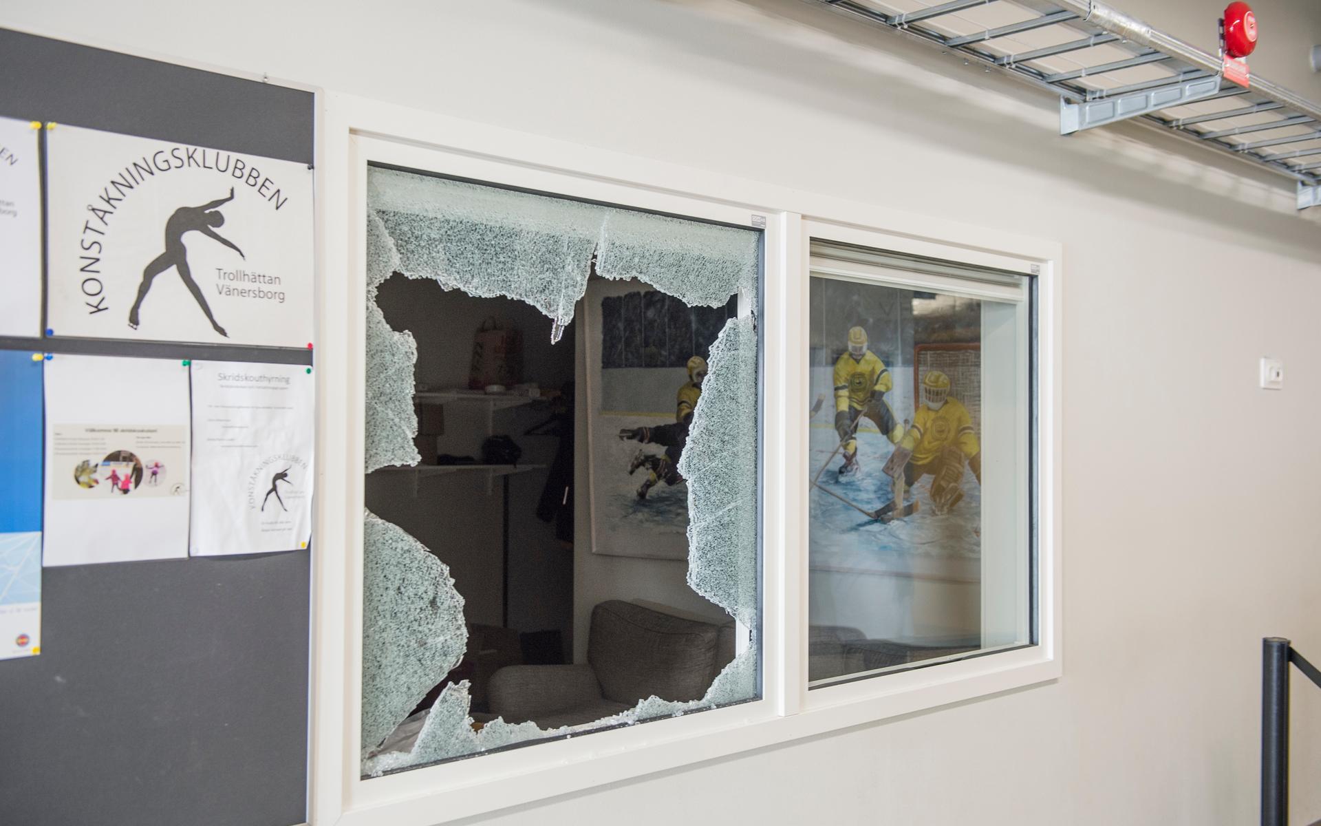 Natten till tisdag var det inbrott i VHC:s lokaler i Brätte ishall. 