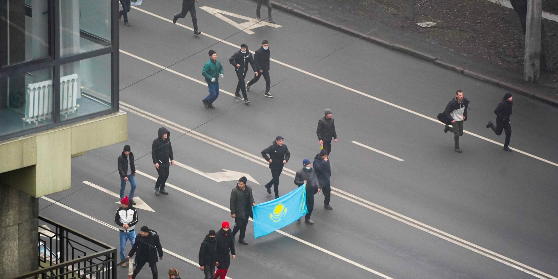 Beskjutna av regimen. Demokratiaktivister i Kazakstan besköts i början av året av militären, under demonstrationer.