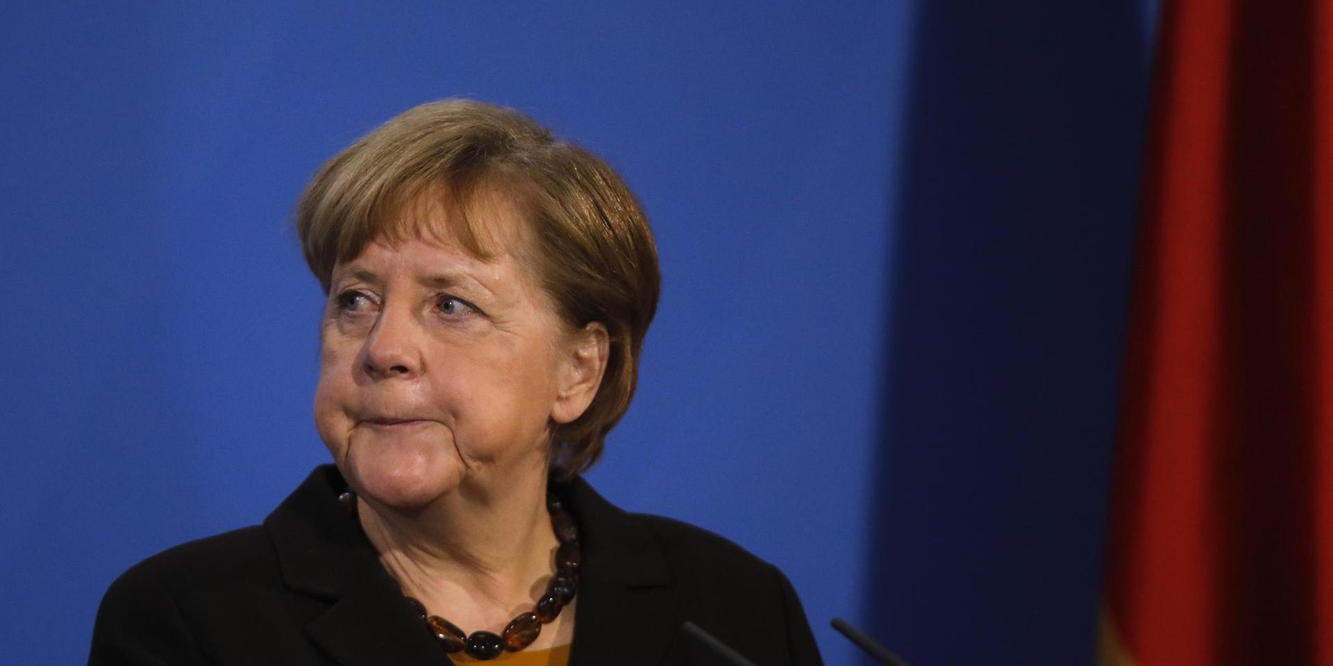 Tysklands förbundskansler Angela Merkel ska samtala med Rysslands president Vladimir Putin om köp av det ryska vaccinet Sputnik V. Arkivbild.