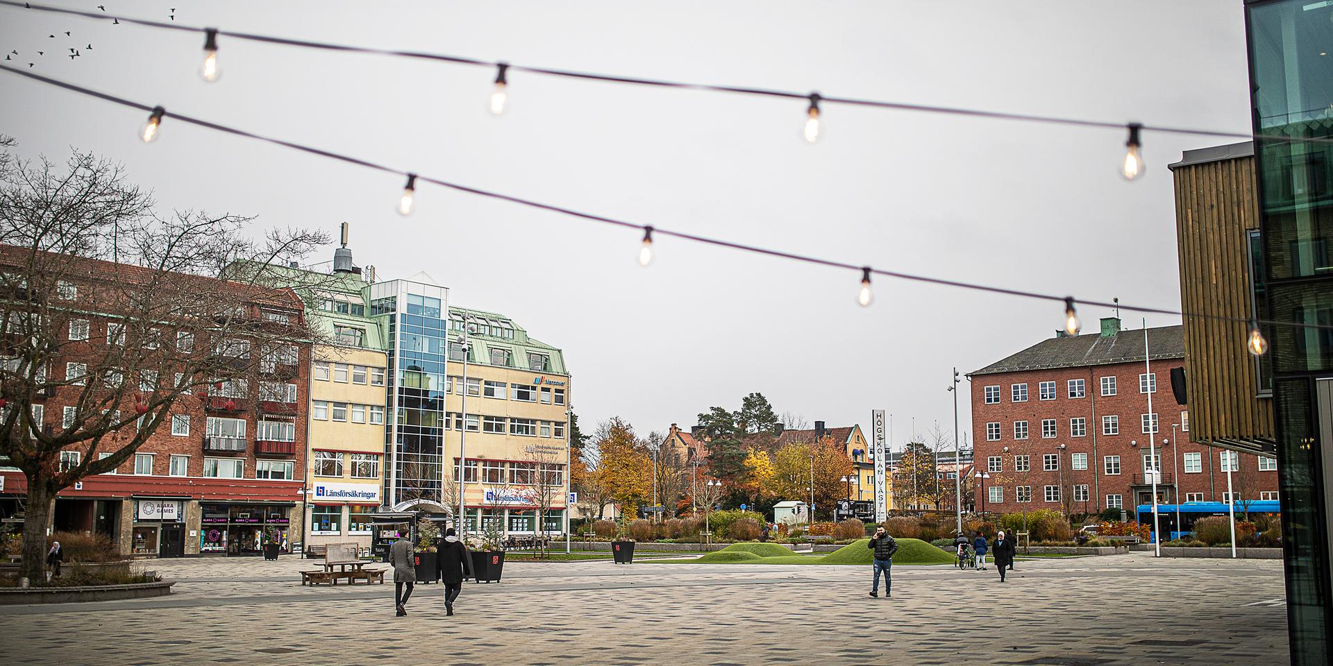  I slutet av mars bjuder Trollhättans stad in alla att fira på Drottningtorget, där även Nils själv ska delta.