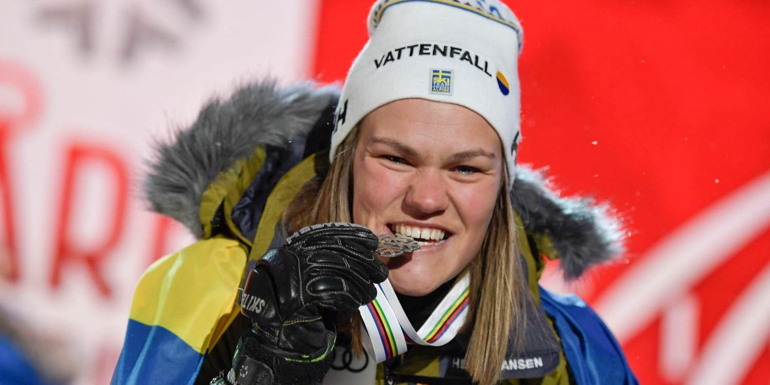 Anna Swenn-Larsson tog VM-silver i slalomen.