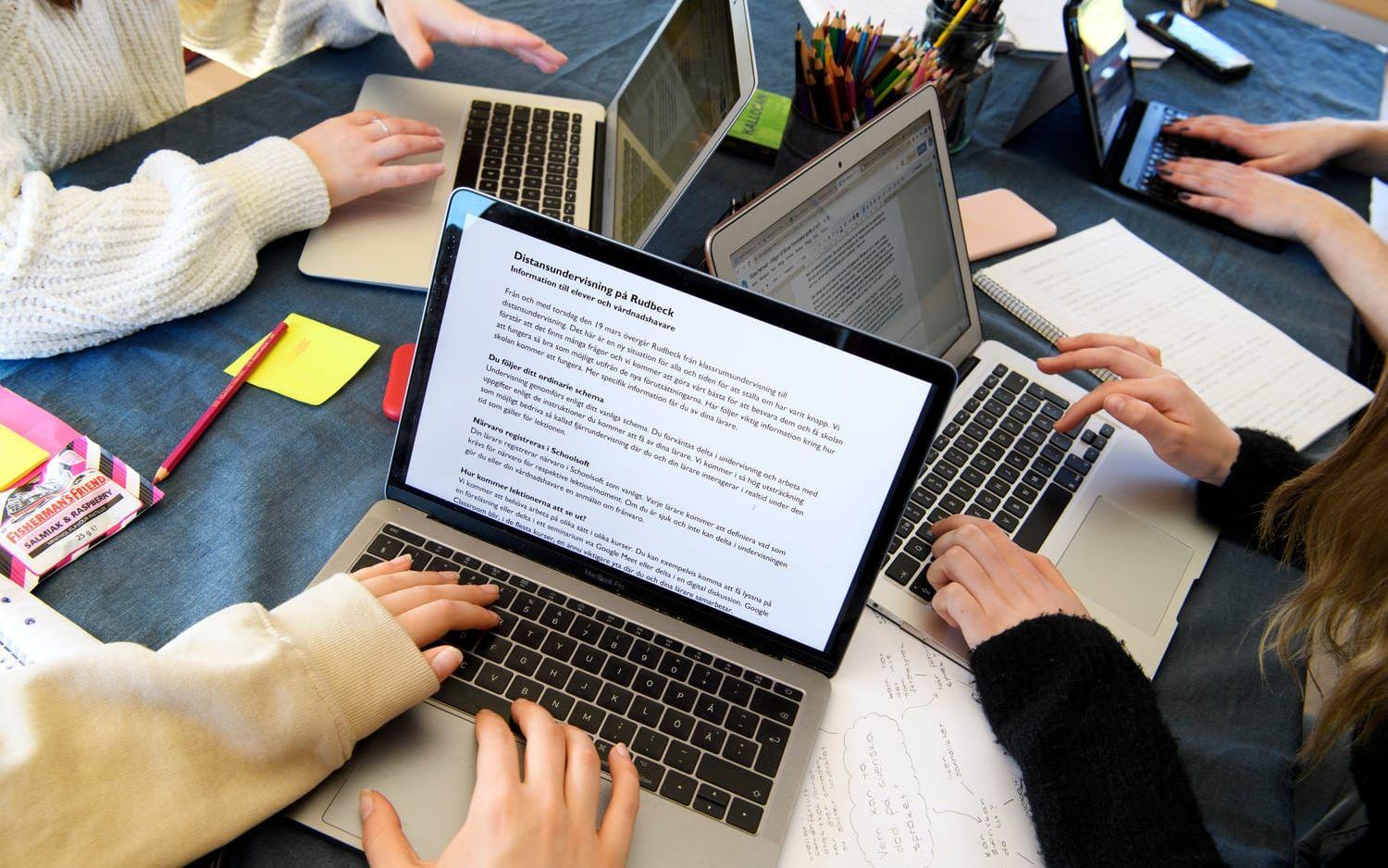 Söktrycket är högre i år än föregående år – runt 405 000 sökande vilket är åtta procent mer än hösten 2023. Arkivbild.