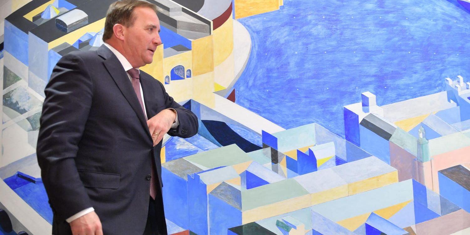 Statsminister Stefan Löfven (S) informerar riksdagens EU-nämnd om EU-toppmötet i Göteborg.