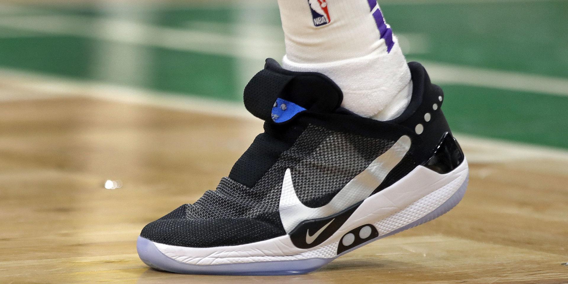 Nike ska låta kunder kunna prenumerera på barnskor. Skorna på bilden tillhör dock Los Angeles Lakers spelare Kylu Kuzma och modellen kostar 350 dollar ute i handeln. Arkivbild. 