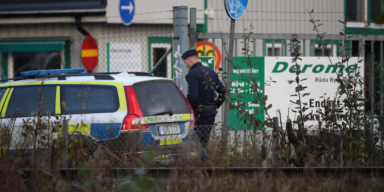 Sju personer skadades i skottlossningen utanför en festlokal i Mölnlycke den 3 november i fjol. Arkivbild.
