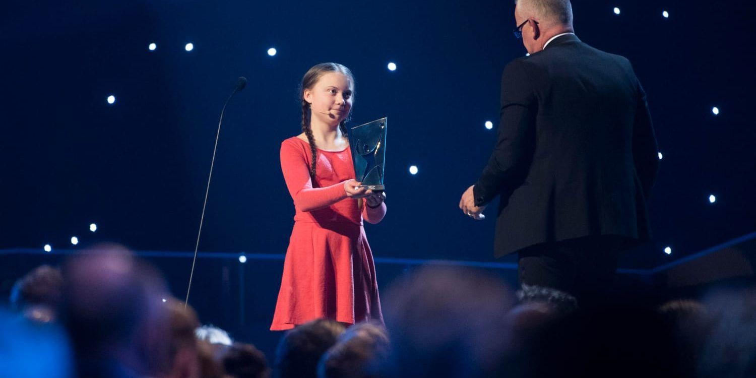 Greta Thunberg delade ut priset för årets ledare till fotbollslandslagets förbundskapten Janne Andersson.