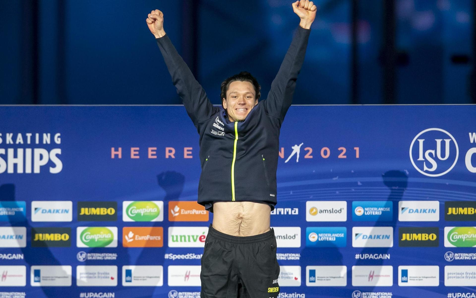 Nils van der Poel efter VM-guldet på 10 000 meter.