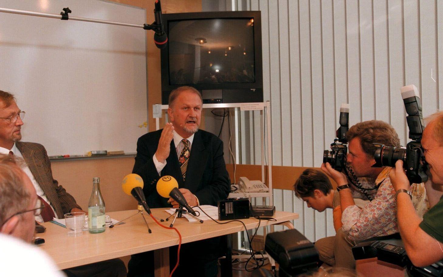 1996 lämnade Siewert Öholm jobbet som programledare för Kvällsöppet. FOTO: Bengt Christian