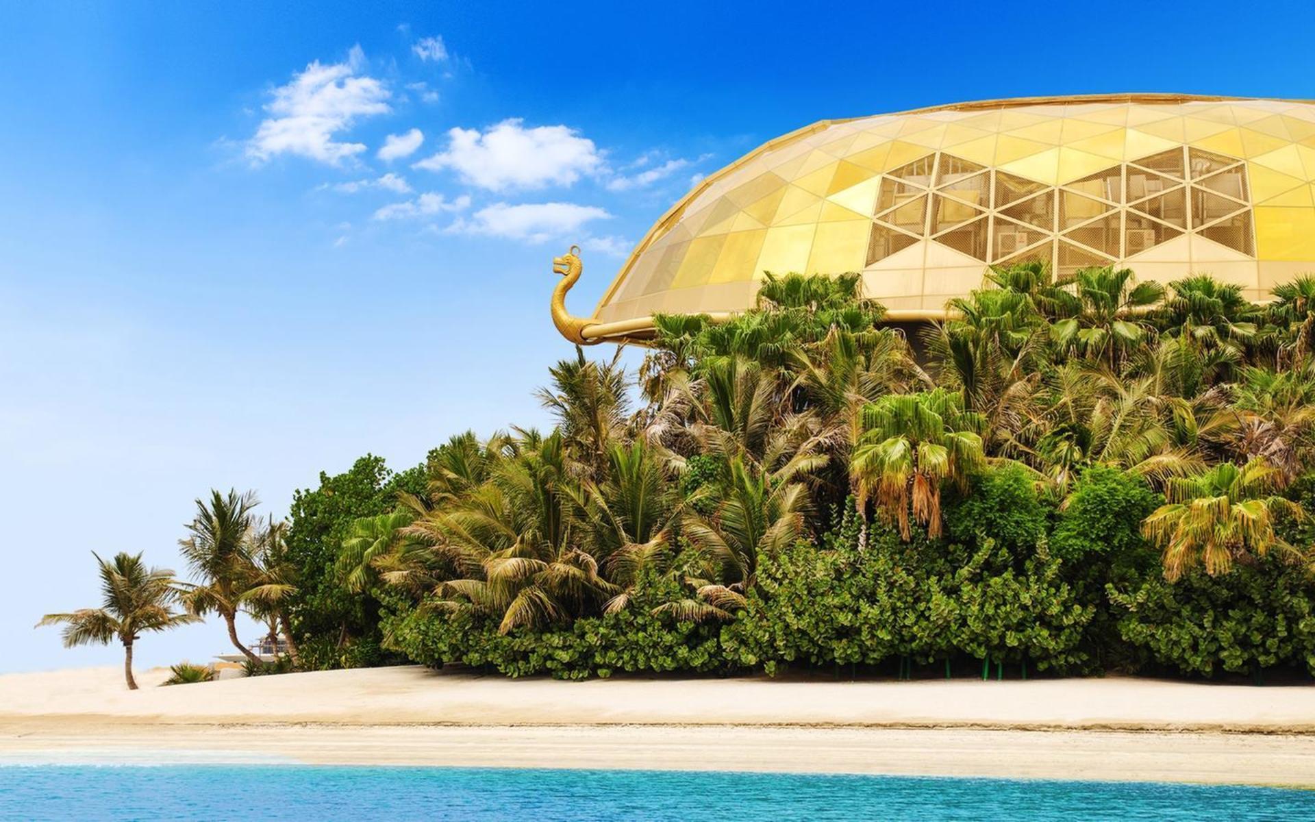 På ”Sweden Island” i Dubai ligger husen mer eller mindre på stranden.