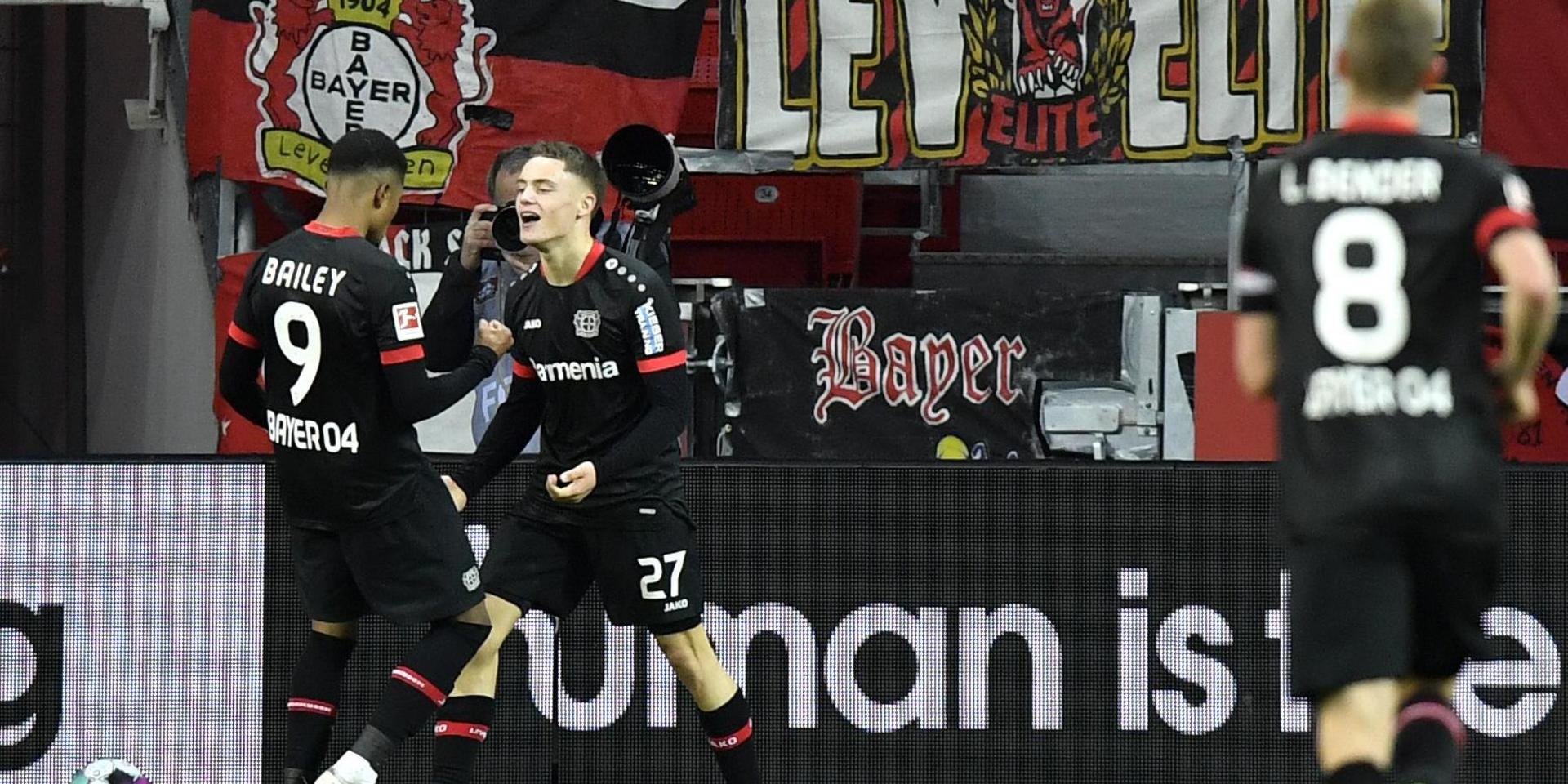 Florian Wirtz firar Leverkusens segermål mot Dortmund.