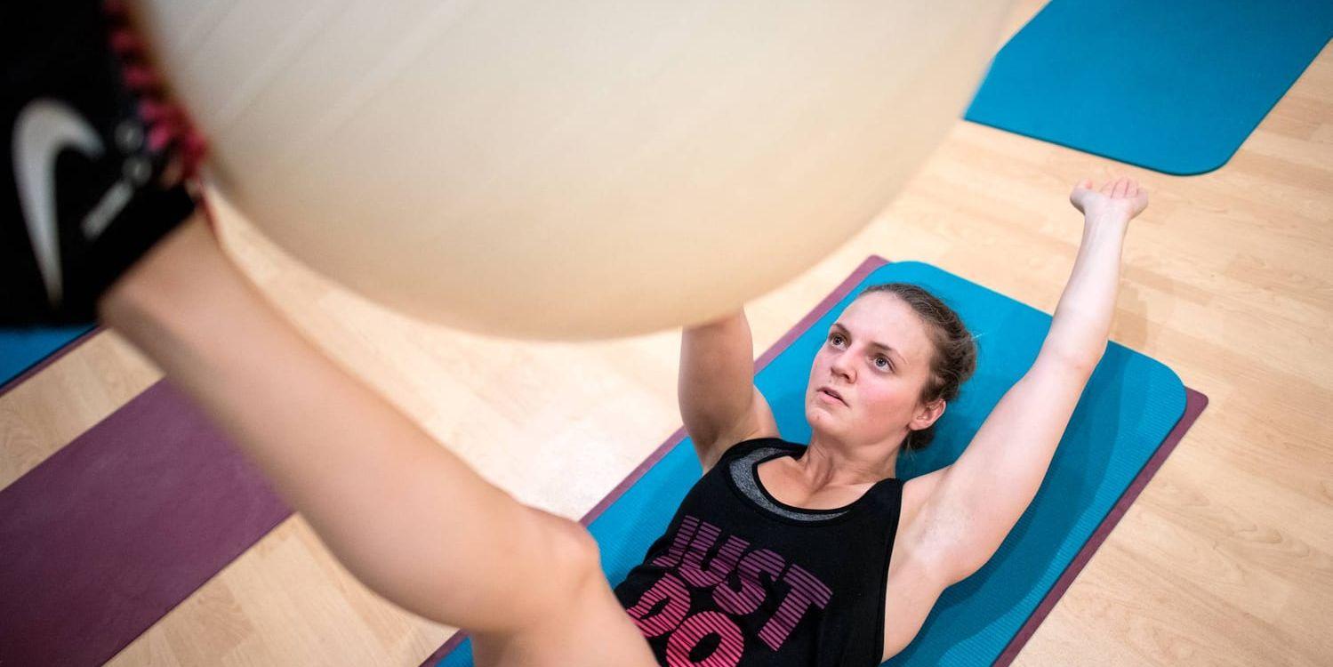 Emma Dahlström tränar för att komma tillbaka till OS i februari. Arkivbild.