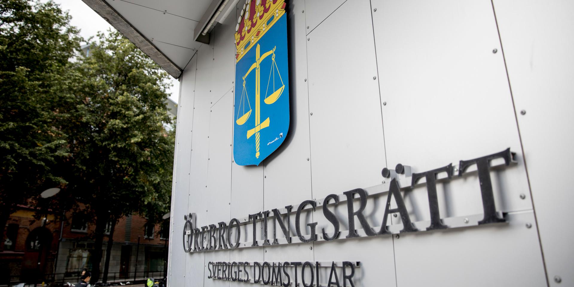 En man i 50-årsåldern döms av Örebro tingsrätt till fyra års fängelse för grovt bidragsbrott mot Försäkringskassan. Arkivbild.