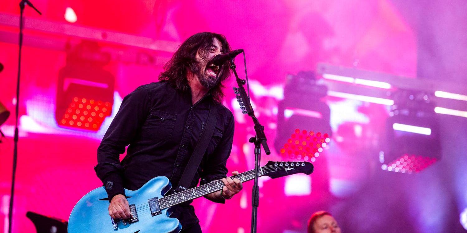 Foo Fighters uppträdde på svenska Lollapalooza – den här gången utan några benbrott.