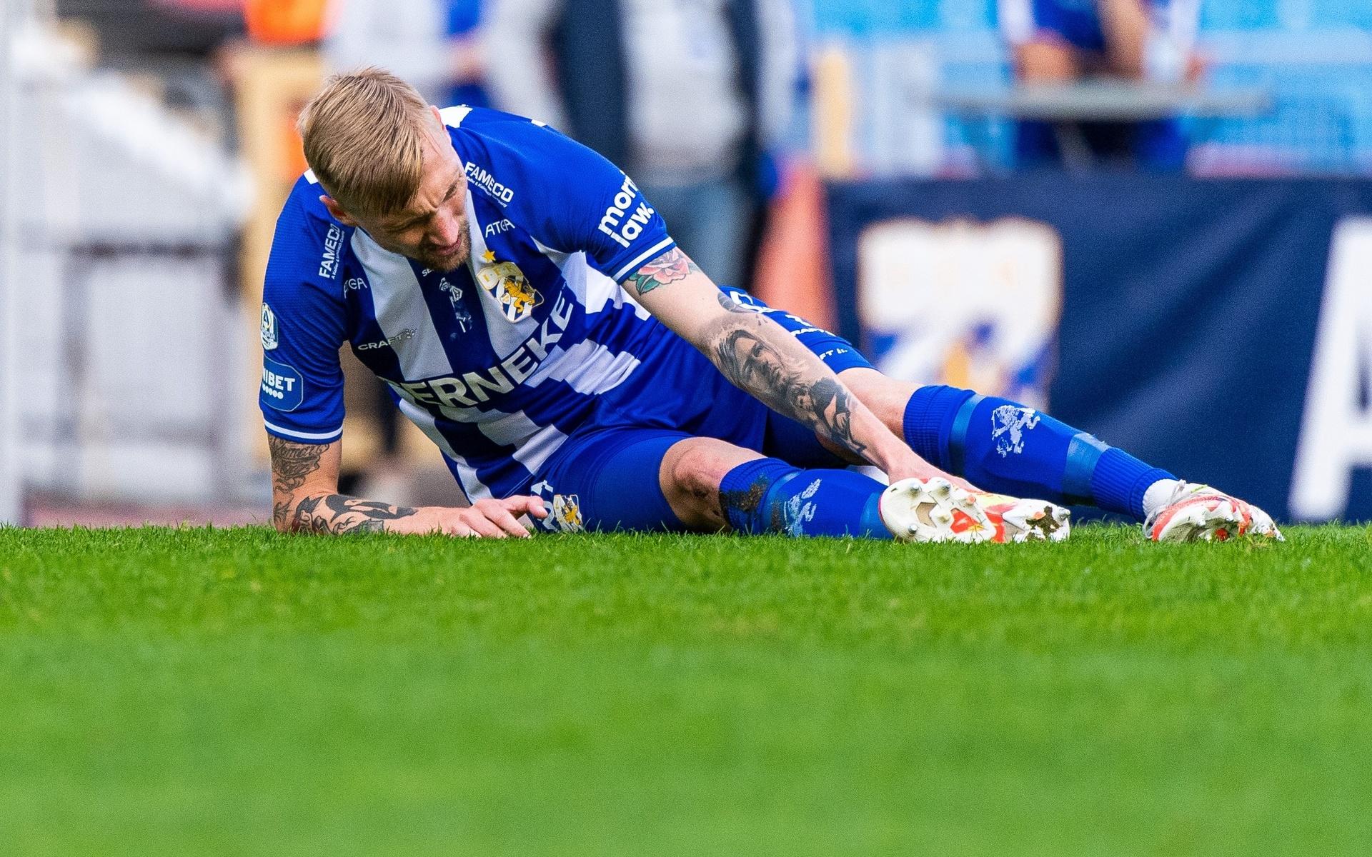Sebastian Eriksson skadades i matchen mot Halmstad och det rapporteras vara allvarligt.