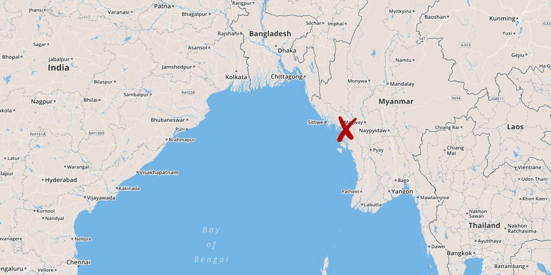 Minst sex personer har dödats i delstaten Rakhine i västra Myanmar under vad säkerhetsstyrkorna säger var sökande efter medlemmar i en gerillagrupp.