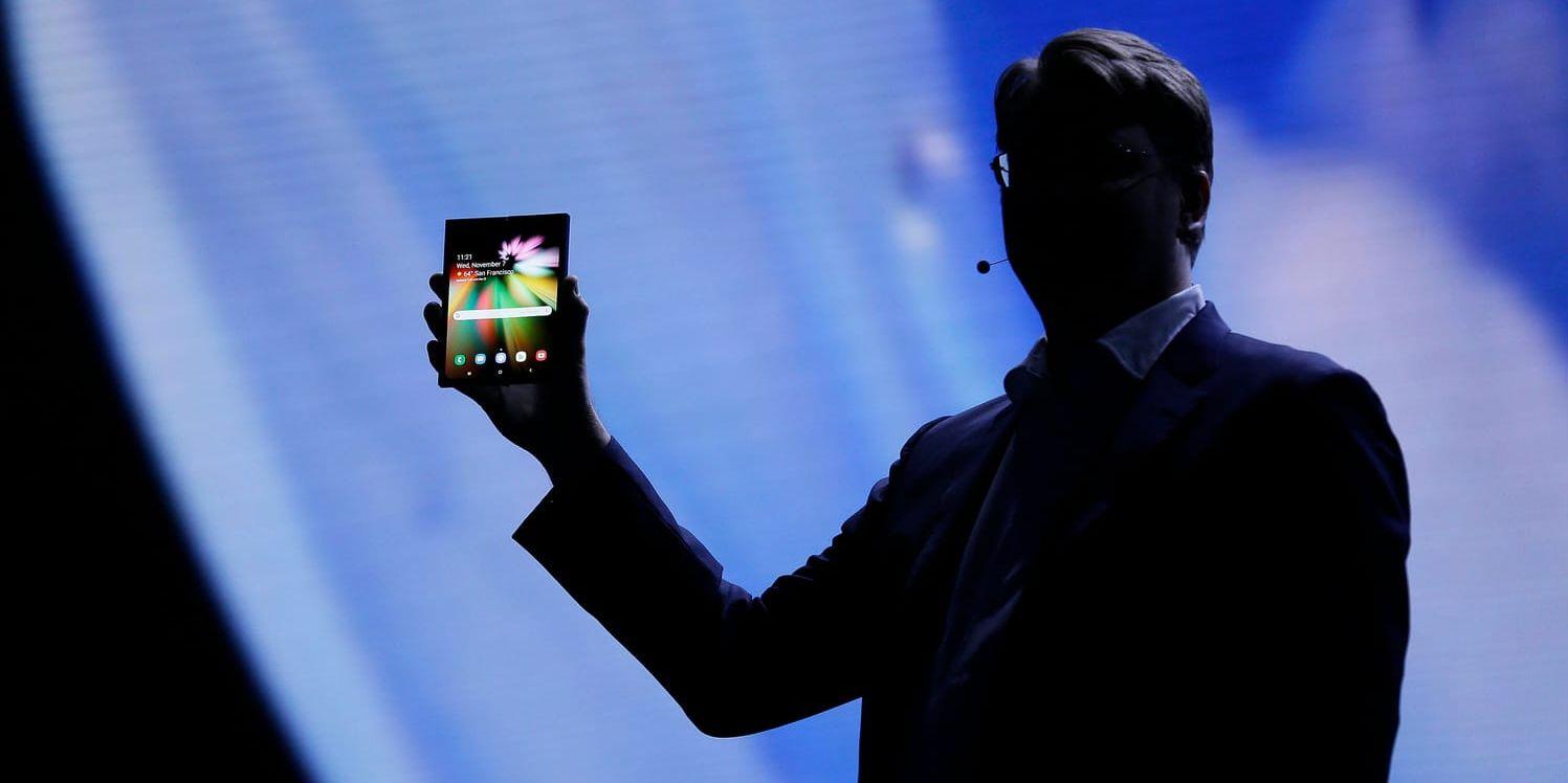 Samsung återkallar samtliga exemplar av den vikbara telefonen Galaxy Fold. Arkivbild.