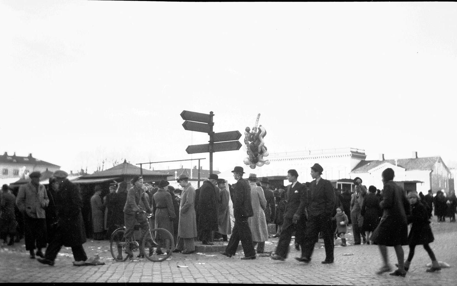 Bilder från marknaden cirka 1935. Bild: Ingeborg von Sydow