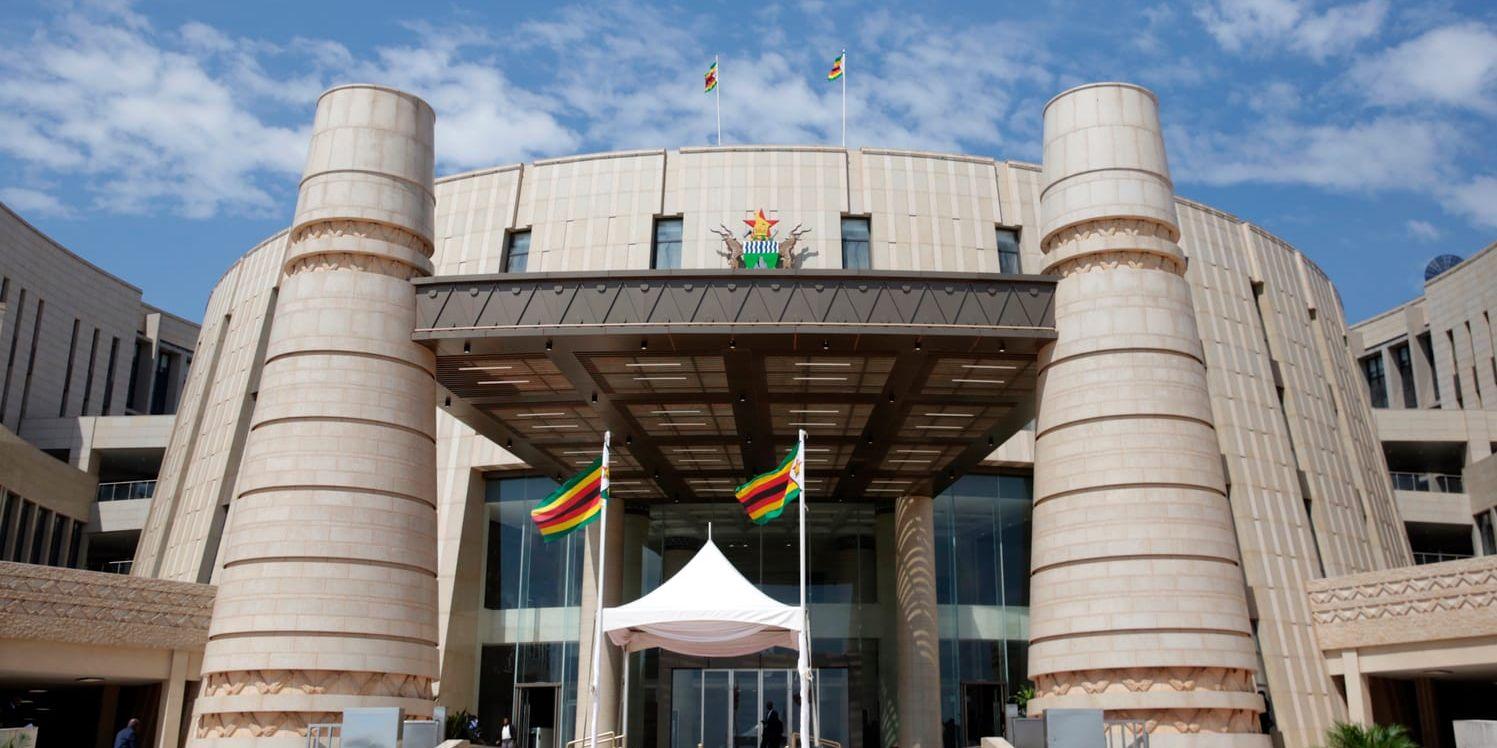 Parlamentsbyggnaden i Zimbabwe/AP/TT