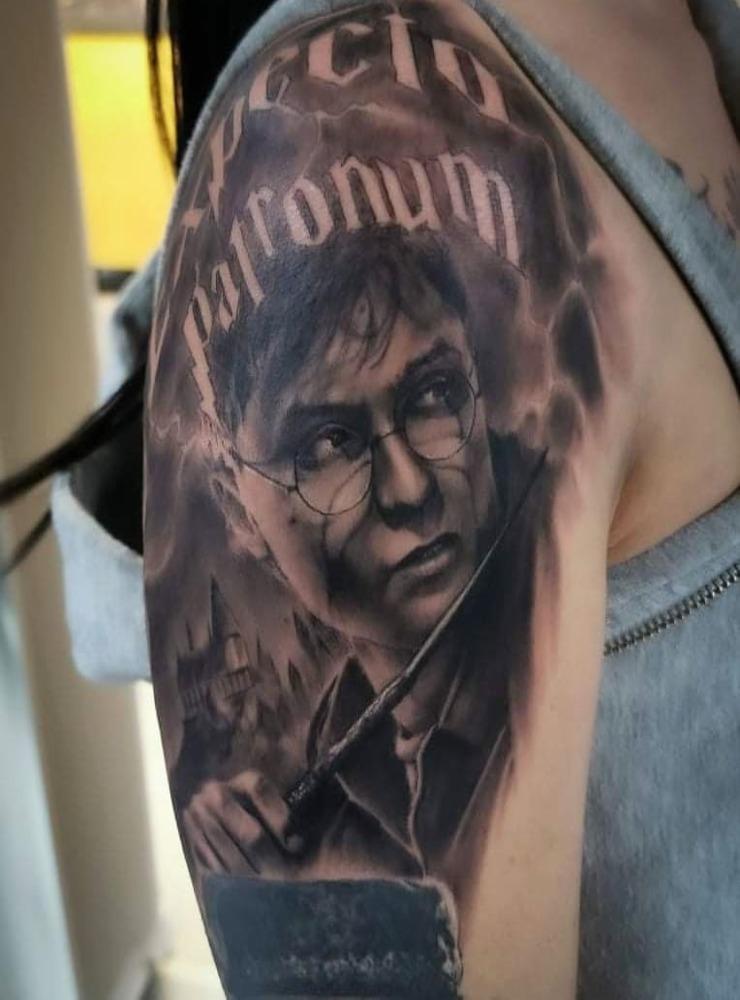 Linnea Fröberg har skickat in sina tatueringar som föreställer karaktärer från Harry Potter...