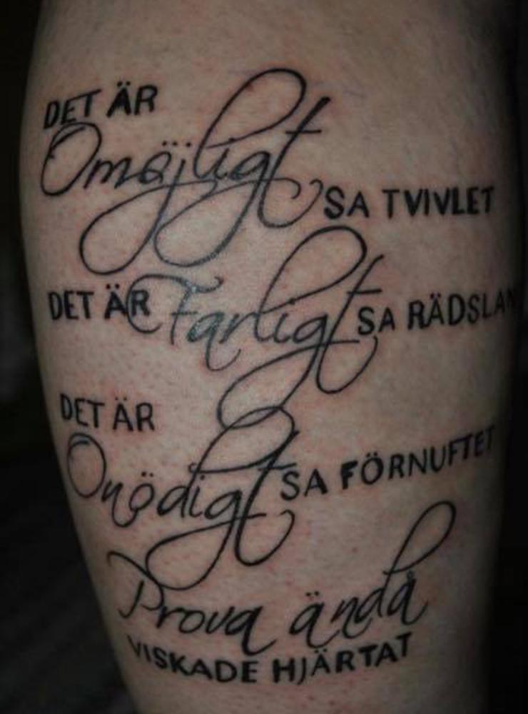 Nina Johansson hittar styrka och självförtroende i sin tatuering.