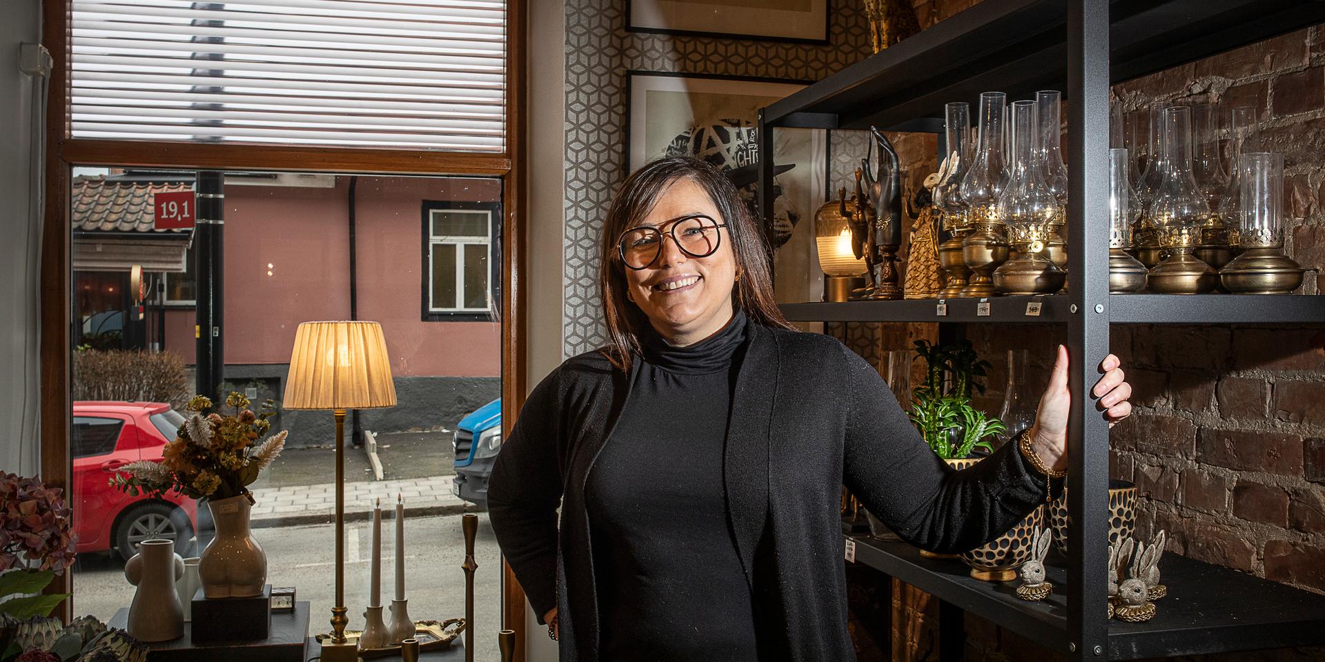Sevim Gurdal driver inredningsbutiken som har det mesta. Hon är nominerad till årets kvinnliga företagare i Trollhättan. 